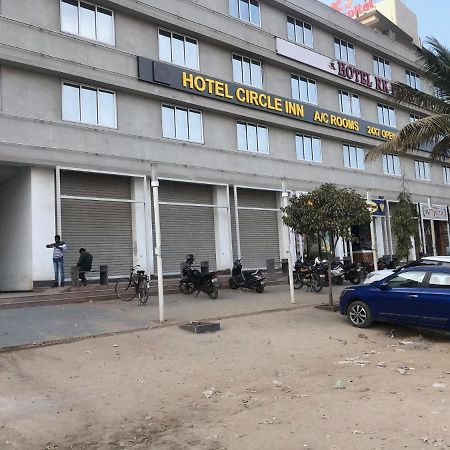 Hotel Circle Inn Ahmedabad Eksteriør bilde
